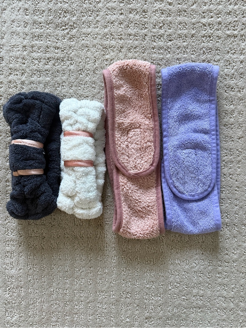 Headband for washing face and applying makeup - set of 4